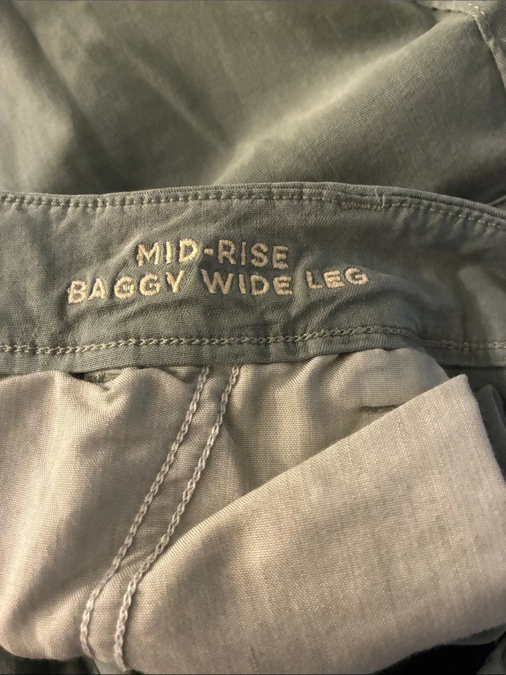 American Eagle Green Cargo Mid Rise Baggy Wide Leg Pants Y2K skater Gorpcore